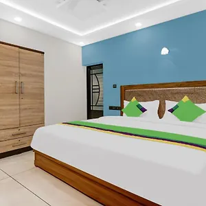 Hotel Treebo Pushpak Service, Kochi