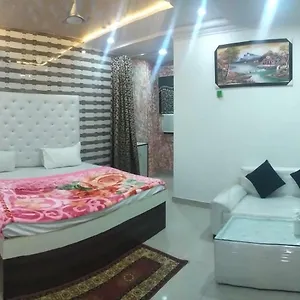 https://hotel-neelkanth-agra.agrahotelsindia.net